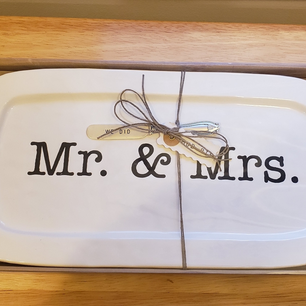Mud Pie Mr. & Mrs. Cheese Platter